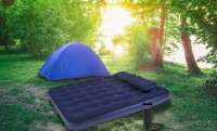 Avenli® aufblasbares Luftbett / Campingmatratze Set 203 x 152 x 22 cm, inklusive 2 Kissen und Luftpumpe